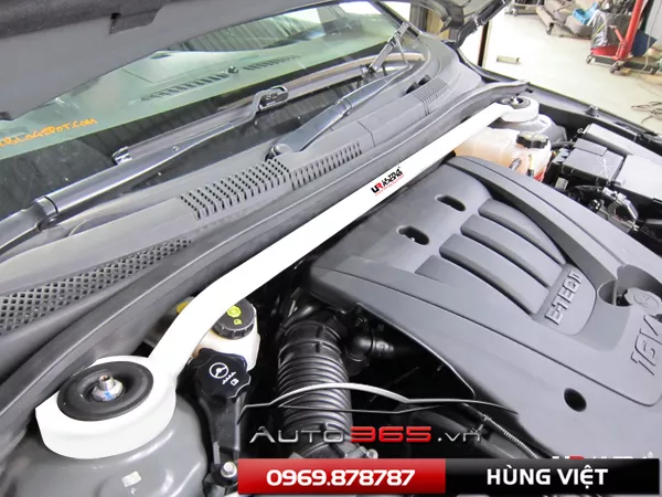 Muon Xe Chay Em Can Co Thanh Can Bang Strut Bar.jpg